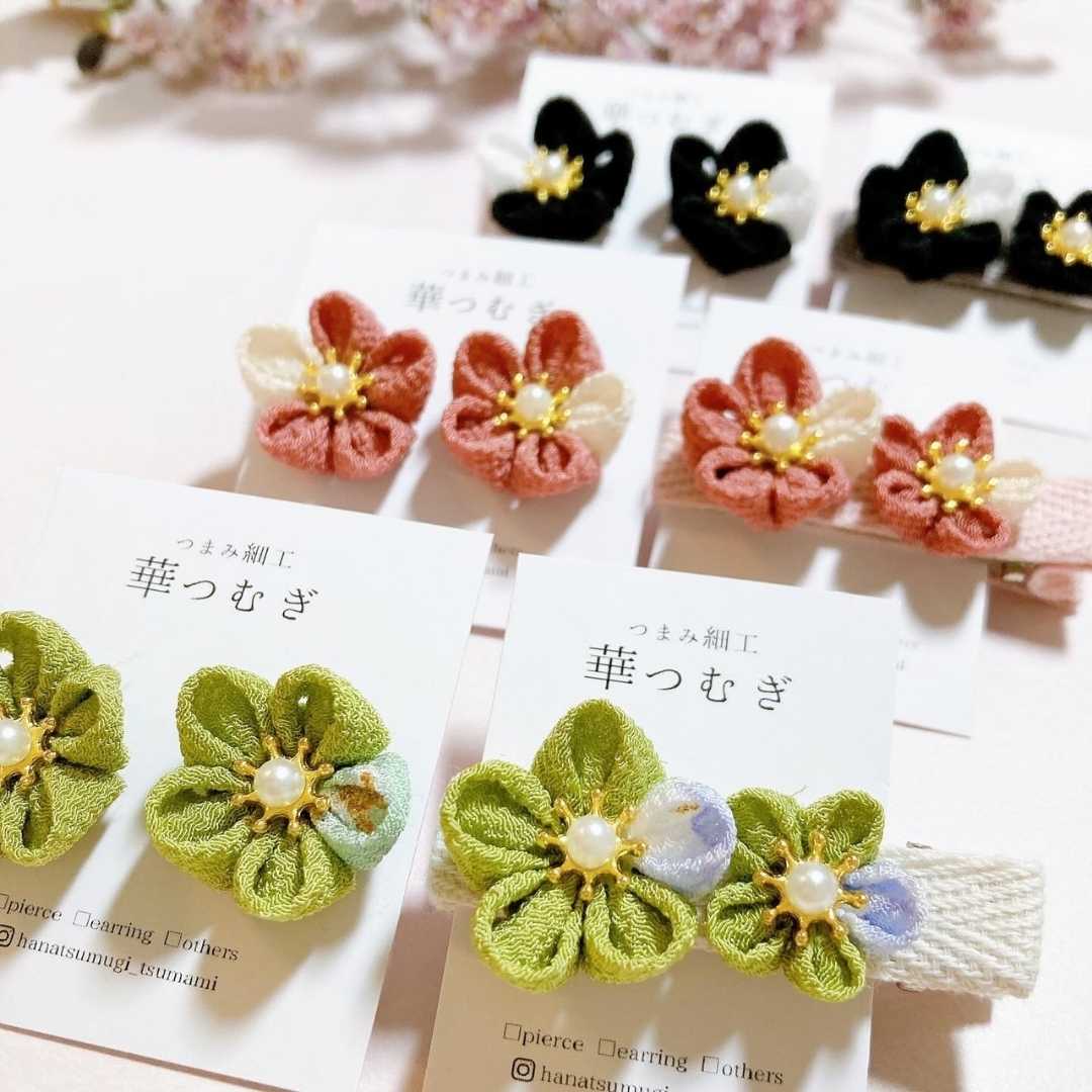 Hana Tsumugi Japan: Earrings