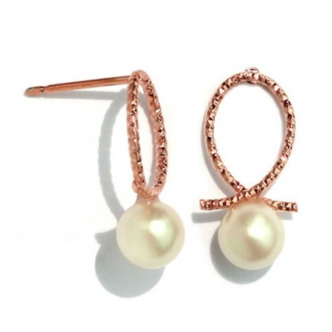 Pierced Earrings - Gold cut with pearl